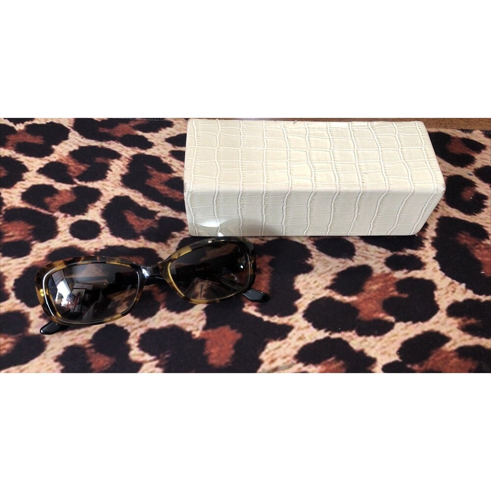 Dana Buchman Tortoise Brown Sunglasses and Cream Case